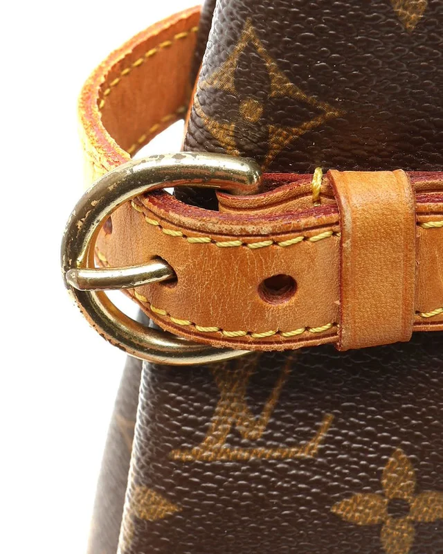 Louis Vuitton Monogram Batignolles Horizontal Tote Bag in Coated canvas from A Retro Tale, photo 9 of 13