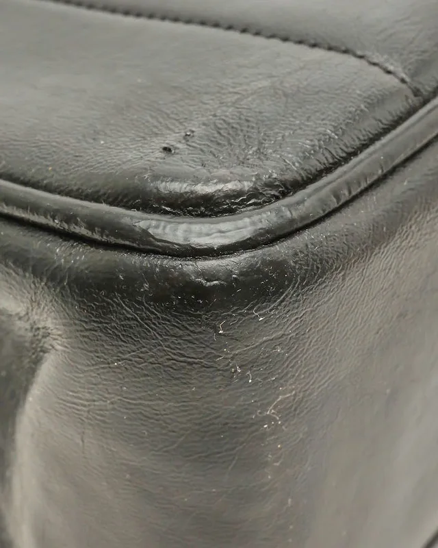 Chanel Classic Jumbo Vertical Single Flap Bag in Leather from A Retro Tale, photo 6 of 11