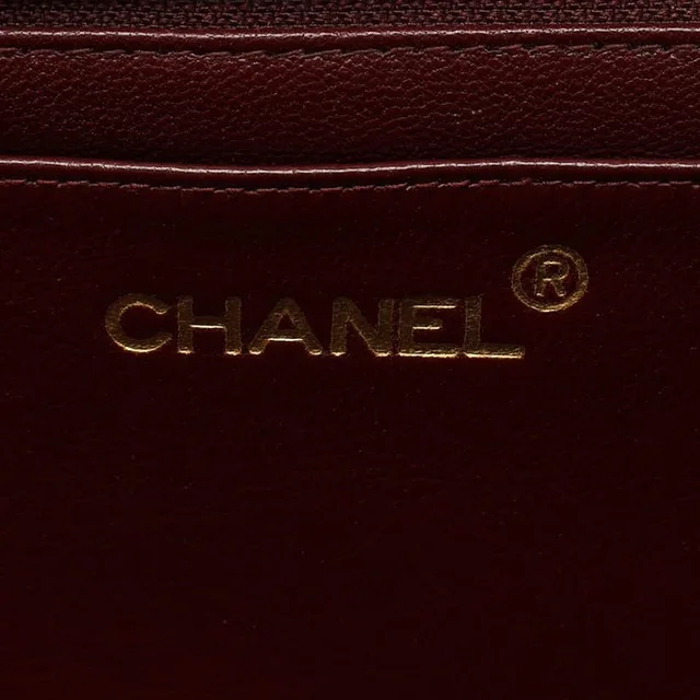 Chanel Classic Maxi Single Flap Bag in Lambskin from A Retro Tale, photo 8 of 11