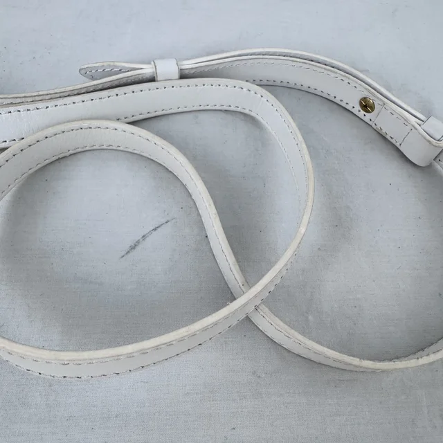Jacquemus Le Chiquito Moyen White Bag in White Calfskin leather, Metal from Reowned, photo 5 of 12