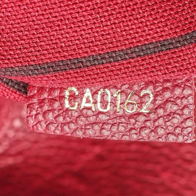 Louis Vuitton Monogram Empreinte Artsy MM Bag in Canvas from A Retro Tale, photo 8 of 9