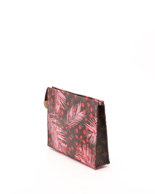 Louis Vuitton Monogram Jungle Dot Toiletry Pouch 25 in Coated canvas from A Retro Tale, photo 3 of 8