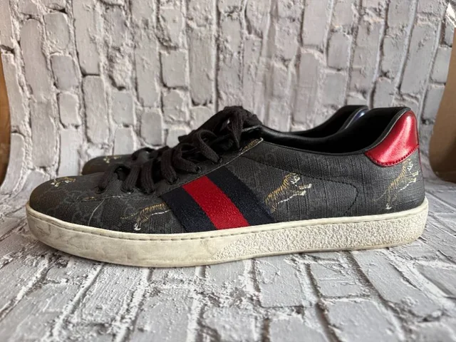 Gucci 99 Supreme Tigers Trainers in Multi-coloured Woven leather from Oxfam Online Shop, photo 4 of 8