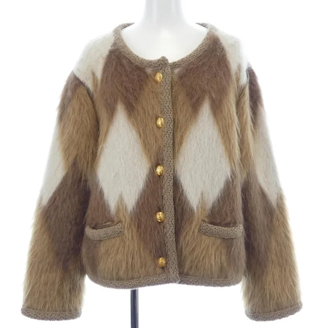 Celine Jacket Beige in Beige from The Reluxe