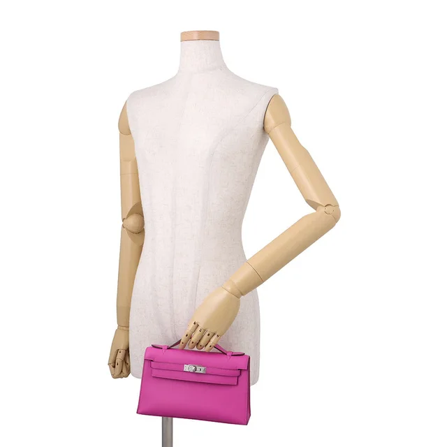 Hermès PochetteKelly Magnolia Swift Leather in Swift leather from GALLERY RARE, photo 2 of 2