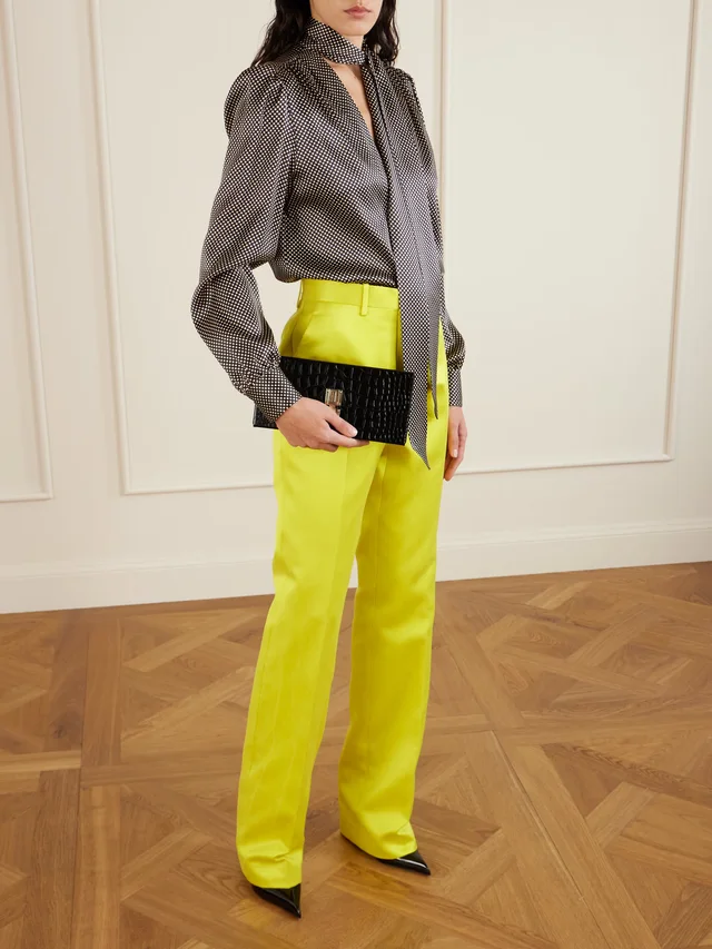 TOM FORD Glossed croc-effect leather clutch - black - One Size in Black 100% Leather, photo 2 of 6 from NET-A-PORTER (Canada)