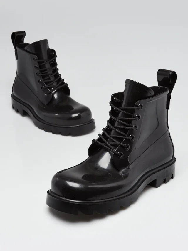 Bottega Veneta Black Rubber Stride Lace Up Boots Size 10.5/41 in Black from Yoogis