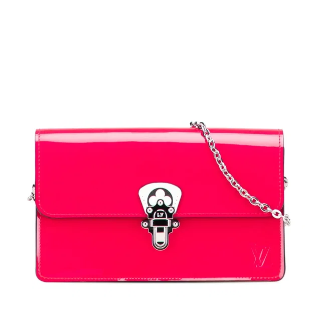 Pink Louis Vuitton Portefeuille Cherrywood Wallet On Chain Crossbody Bag in Pink Patent leather from Designer Revival