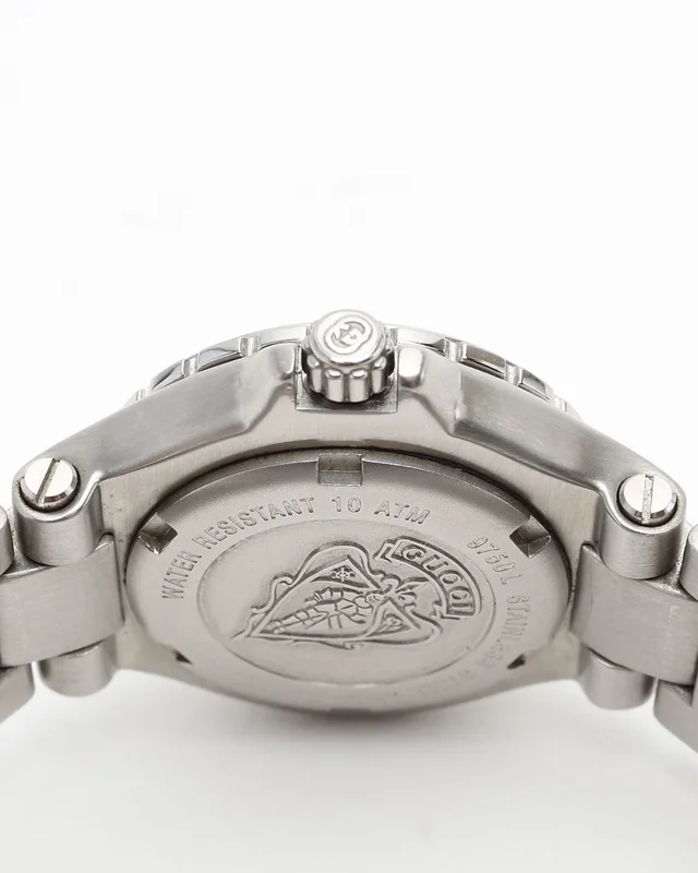 Gucci 9750 Diver 28mm Watch from A Retro Tale, photo 5 of 8