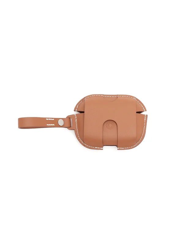 Hermès Leather AirPods Pro Case in Leather from A Retro Tale, photo 2 of 3
