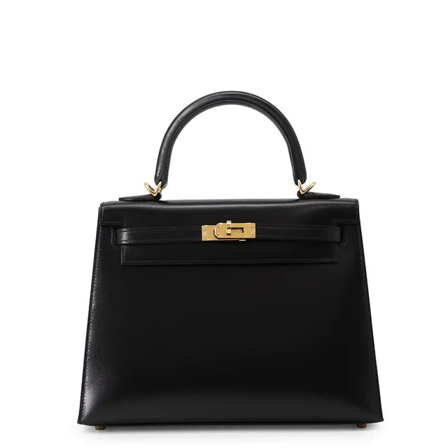 Hermès Kelly Sellier Black Box Calf Leather Size 25 in Black Box leather from GALLERY RARE