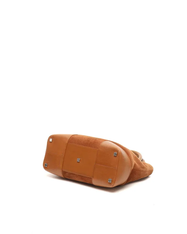 Loewe Amazona Suede Bag in Suede from A Retro Tale, photo 5 of 9