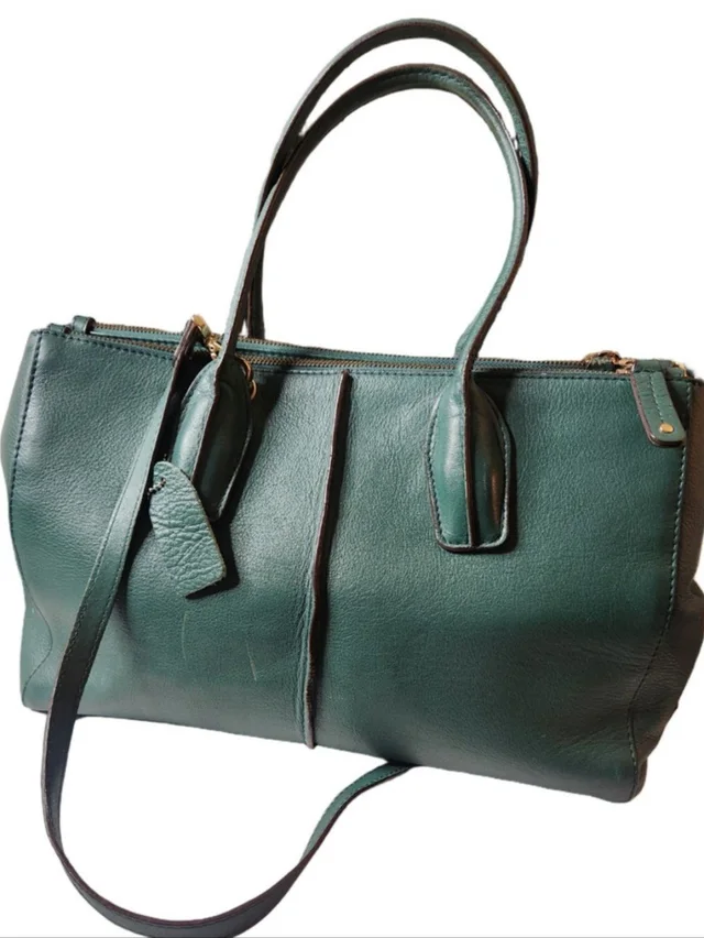 Tods D Styling Green Leather Shoppertote - Classic Women's Shoulder Bag in green Leather from Poshmark