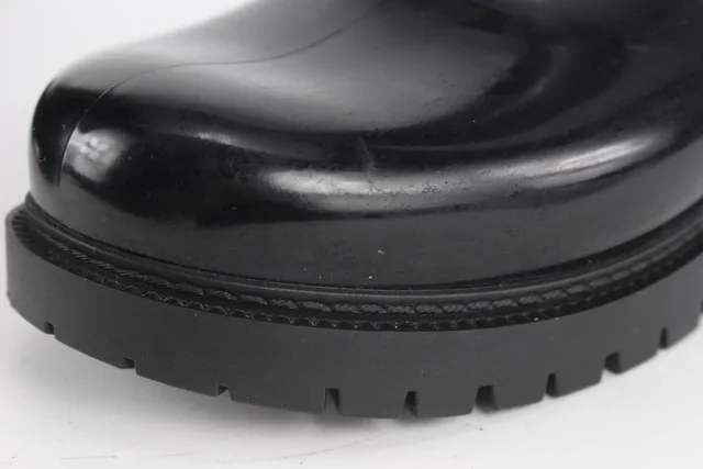 Louis Vuitton Women's 36 Black Rubber Rainboots Tall Rain Boots in Black from Bagriculture