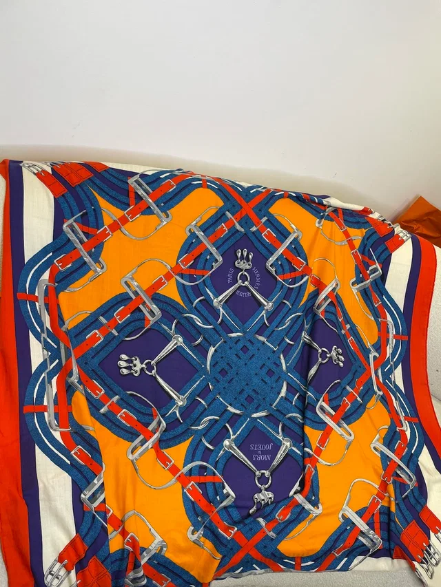 Hermès 140* Cashmere Scarf in Cashmere from Luxury Promise