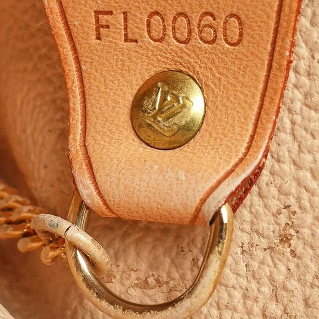 Louis Vuitton Monogram Bucket GM Tote Bag in Coated canvas from A Retro Tale, photo 10 of 11