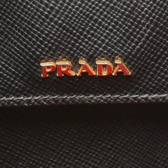 Prada Saffiano Medium Cuir Tote Bag in Saffiano leather from A Retro Tale, photo 9 of 11