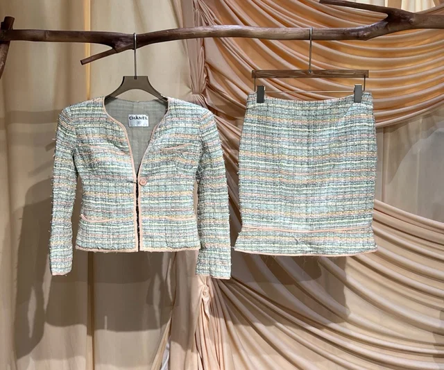 Chanel Colorful Woven Mini Skirt Set / Size 38 / 98% New, Top Without Washing Label / 43101 in Woven leather from Luxury Promise