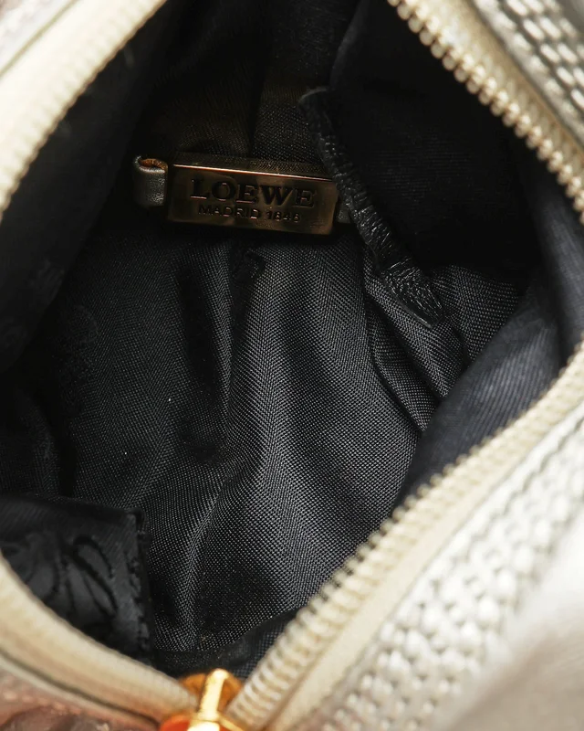 Loewe Flower Clutch Bag in Leather from A Retro Tale, photo 4 of 4