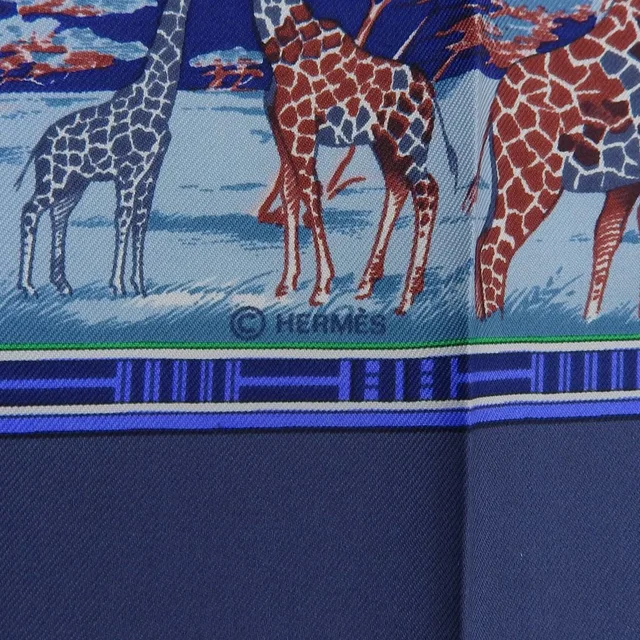 Hermès Carré 90 TROPIQUES scarf, purple/navy in Navy Silk from VINTAGE QOO TOKYO, photo 8 of 10