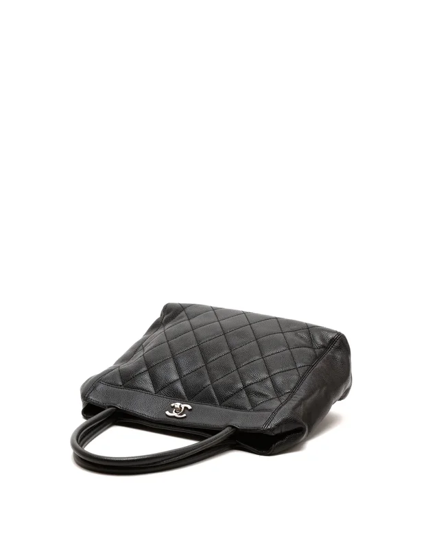 Chanel CC Caviar Tote Bag in Caviar leather from A Retro Tale, photo 4 of 8