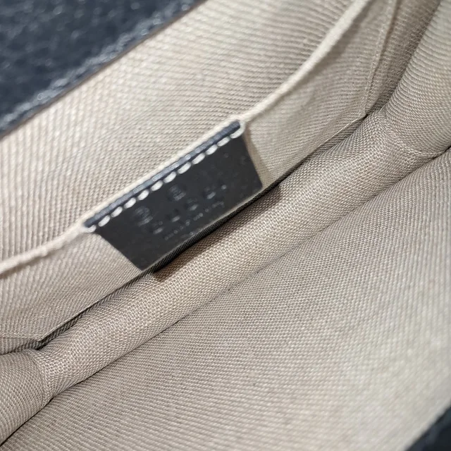 Gucci Interlocking GG Crossbody Bag (510304) from GUGUS, photo 2 of 2