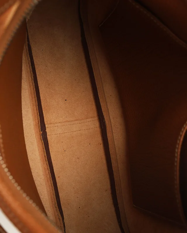 Hermès Togo Trim 31 Hobo Bag in Togo leather from A Retro Tale, photo 10 of 11
