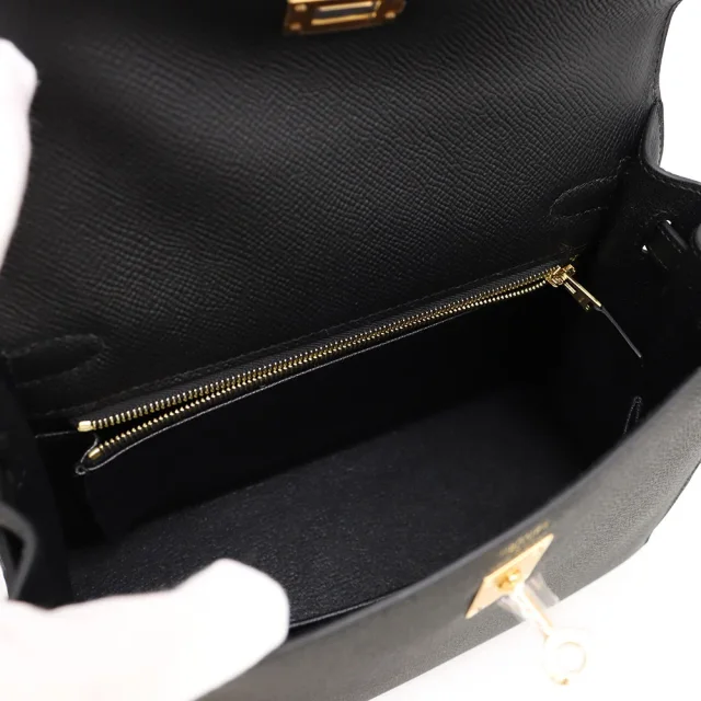Hermès Kelly Sellier Black Epsom Size 25 in Black Epsom leather from GALLERY RARE, photo 7 of 10