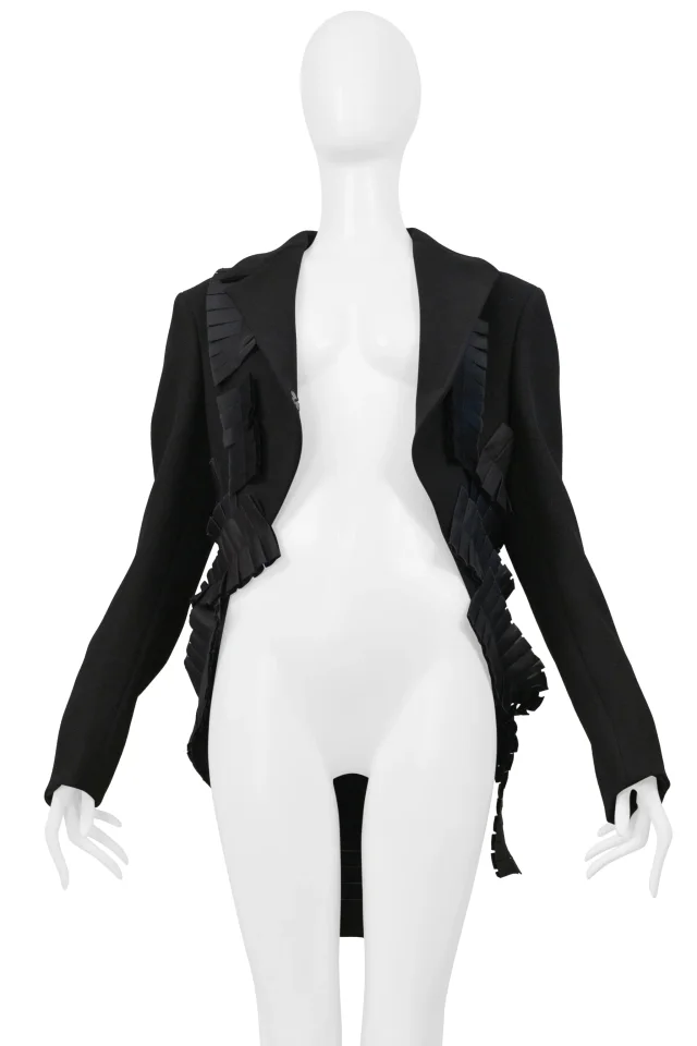 Bottega Veneta Black Fancy Tail Jacket With Pleating 2014 in Black from Resurrection Vintage, photo 4 of 12