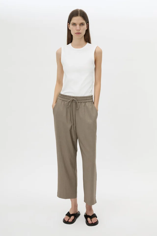 C&M CAMILLA AND MARC SALE Vector Crop Pant 2.0 from Camilla and Marc, photo 1 of 1