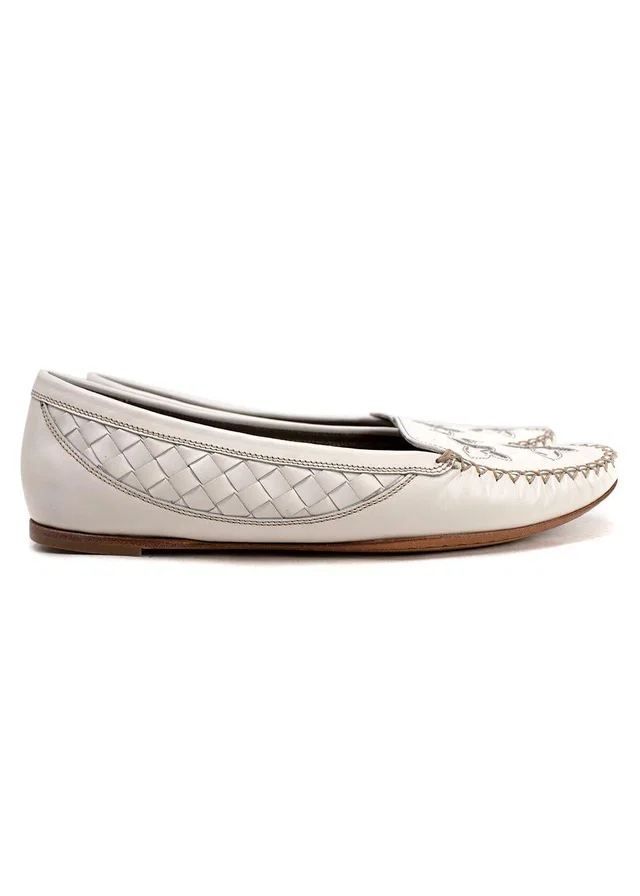 Bottega Veneta White Intrecciato Laser-cut Loafers in White Woven leather from HEWI