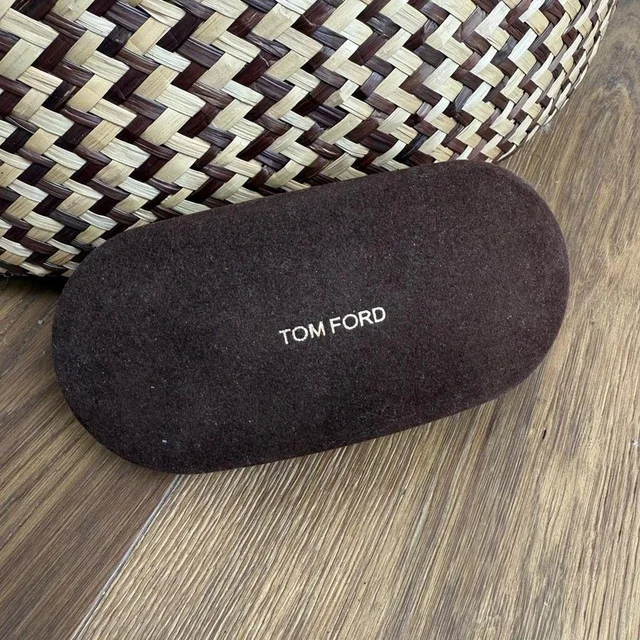 Tom Ford Women's Sunglasses - Brown in red|brown from Depop, photo 1 of 1