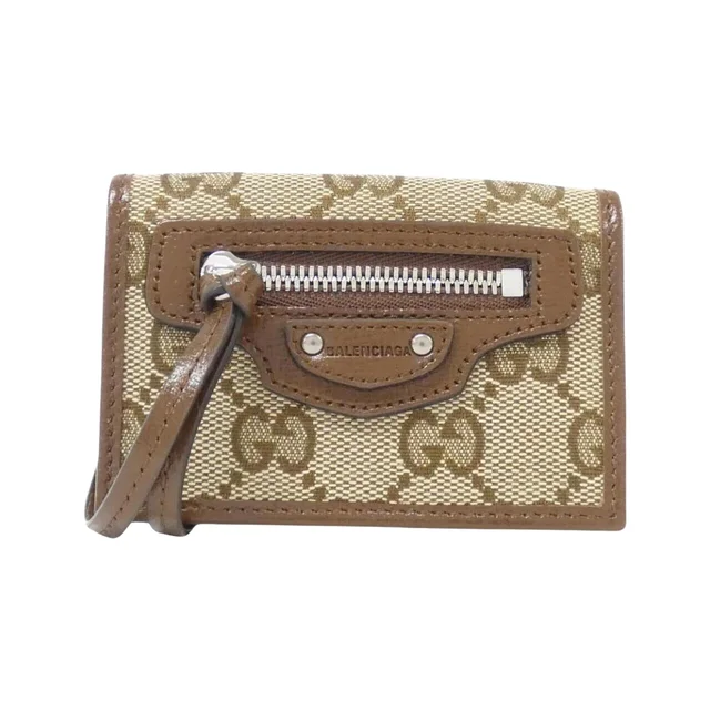 Gucci handbags, wallets & cases in Canvas from The Brand Collector