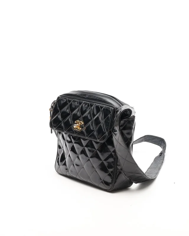 Chanel Patent Quilted Crossbody Bag in Patent leather from A Retro Tale, photo 2 of 9