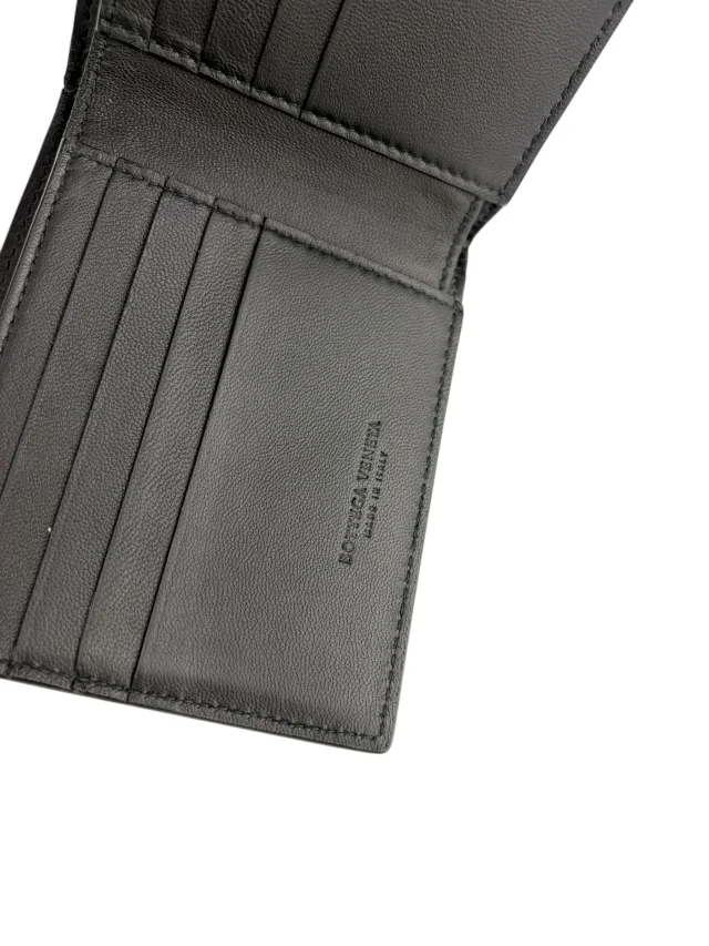 Bottega Veneta Black Leather Intrecciato Maxi Bifold Wallet in Black Woven leather from Season 2 Consign, photo 5 of 5