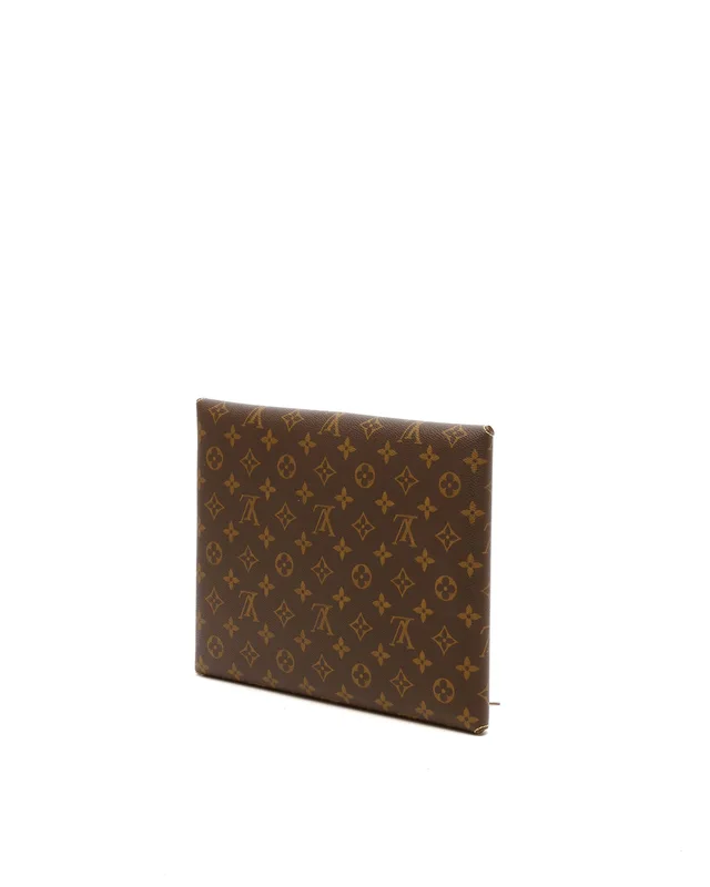 Louis Vuitton Monogram Visionaire Portfolio in Coated canvas from A Retro Tale, photo 2 of 2