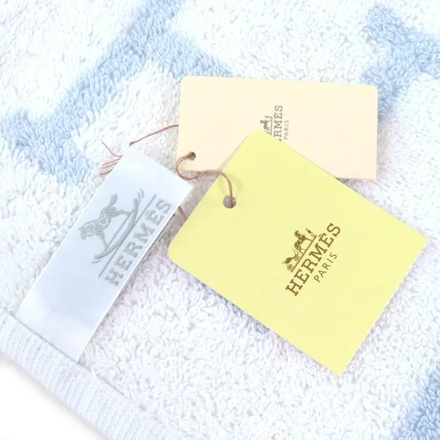 Hermès Avalon Baby Bath Towel Cotton Bath Towel in Blue Cotton from LuxUness, photo 5 of 7