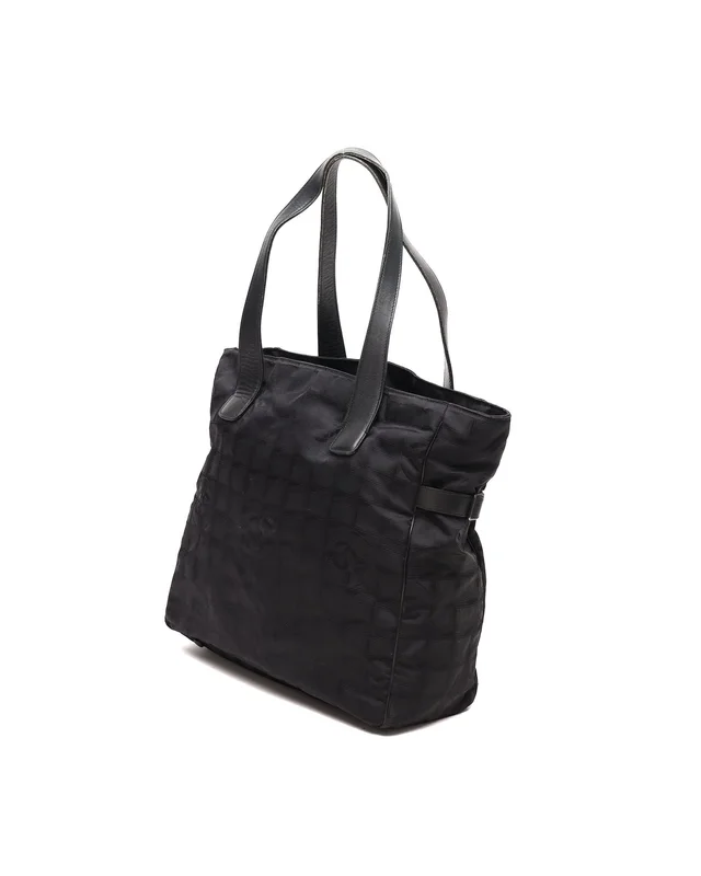 Chanel CC Travel Line Tote Bag in Nylon from A Retro Tale, photo 3 of 10