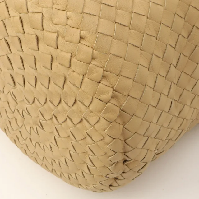Bottega Veneta Bijoux Interlocking Handbag Beige in Beige Leather from VINTAGE QOO TOKYO, photo 9 of 11