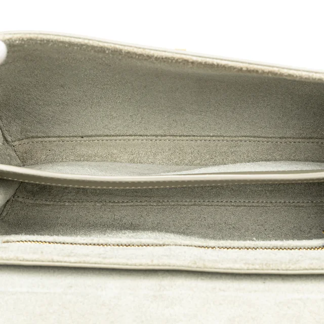 Celine Teen Smooth Calfskin Soft 16 Crossbody in green Calfskin from Her-Age, photo 5 of 10