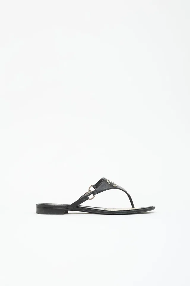Chanel Leather CC Sandal in Leather from VSP Consignment