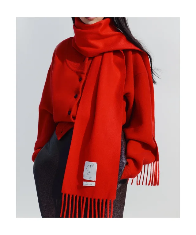 Jacquemus The Cavallo scarf, photo 2 of 3 from SENSER