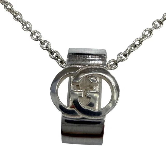 Gucci Interlocking G Pendant Silver Box Protected in Silver from The Reluxe