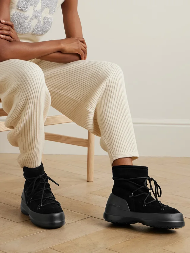MOON BOOT Luna suede snow boots in Black, photo 2 of 2 from NET-A-PORTER (Canada)