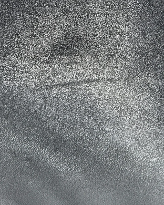 Chanel CC Fringe Tote Bag in Leather from A Retro Tale, photo 6 of 9