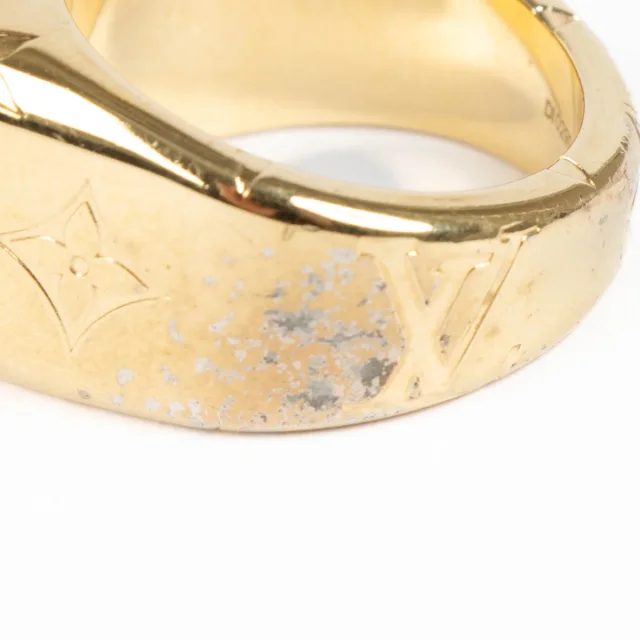 Louis Vuitton tone Signet Ring - Size M in Gold from Labellov, photo 4 of 4