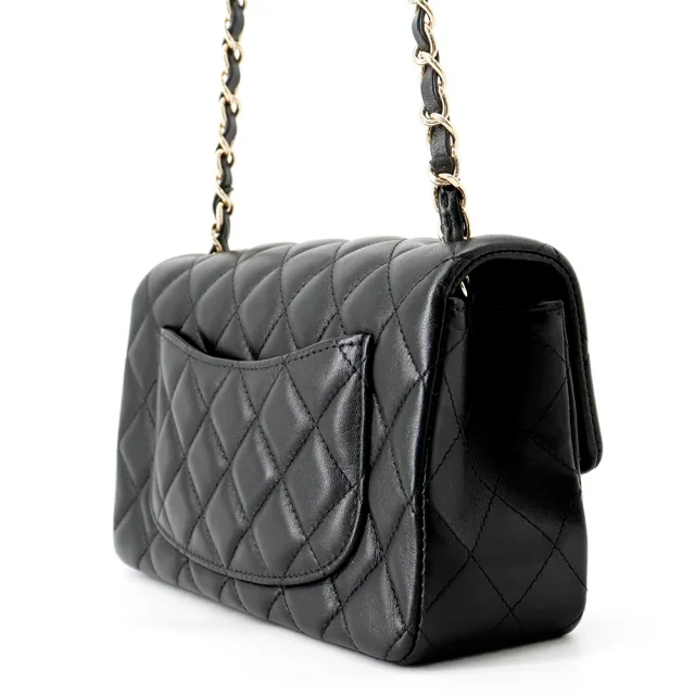 Chanel Matelasse BlackA69900 Lambskin Size Mini in Lambskin from GALLERY RARE, photo 4 of 20