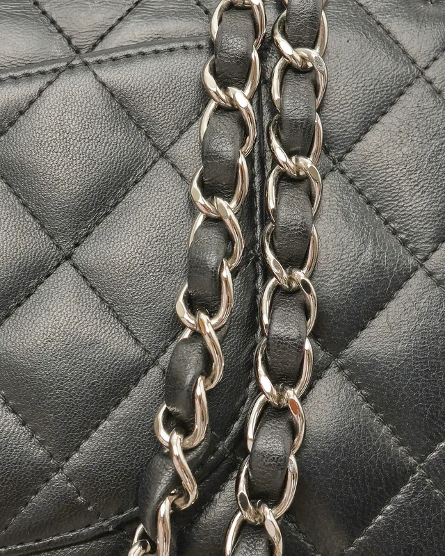 Chanel Classic Medium Double Flap Bag in Leather from A Retro Tale, photo 7 of 10