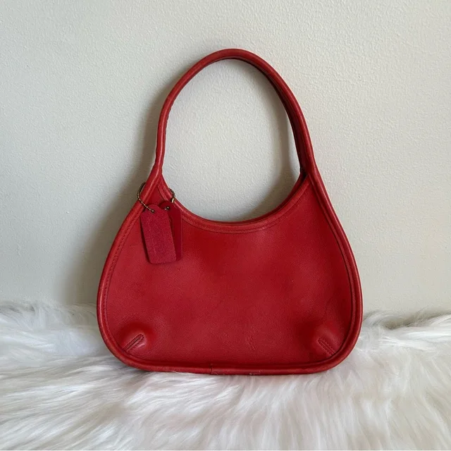 Coach Ergo 9020 Red Glovetanned Leather Shoulder Bag Good in red Leather from Poshmark, photo 1 of 1