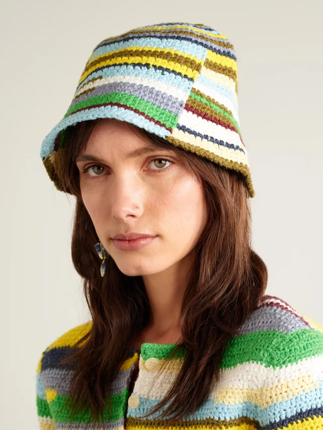 THE ELDER STATESMAN Crocheted organic cotton bucket hat in Green, photo 2 of 2 from NET-A-PORTER (Canada)